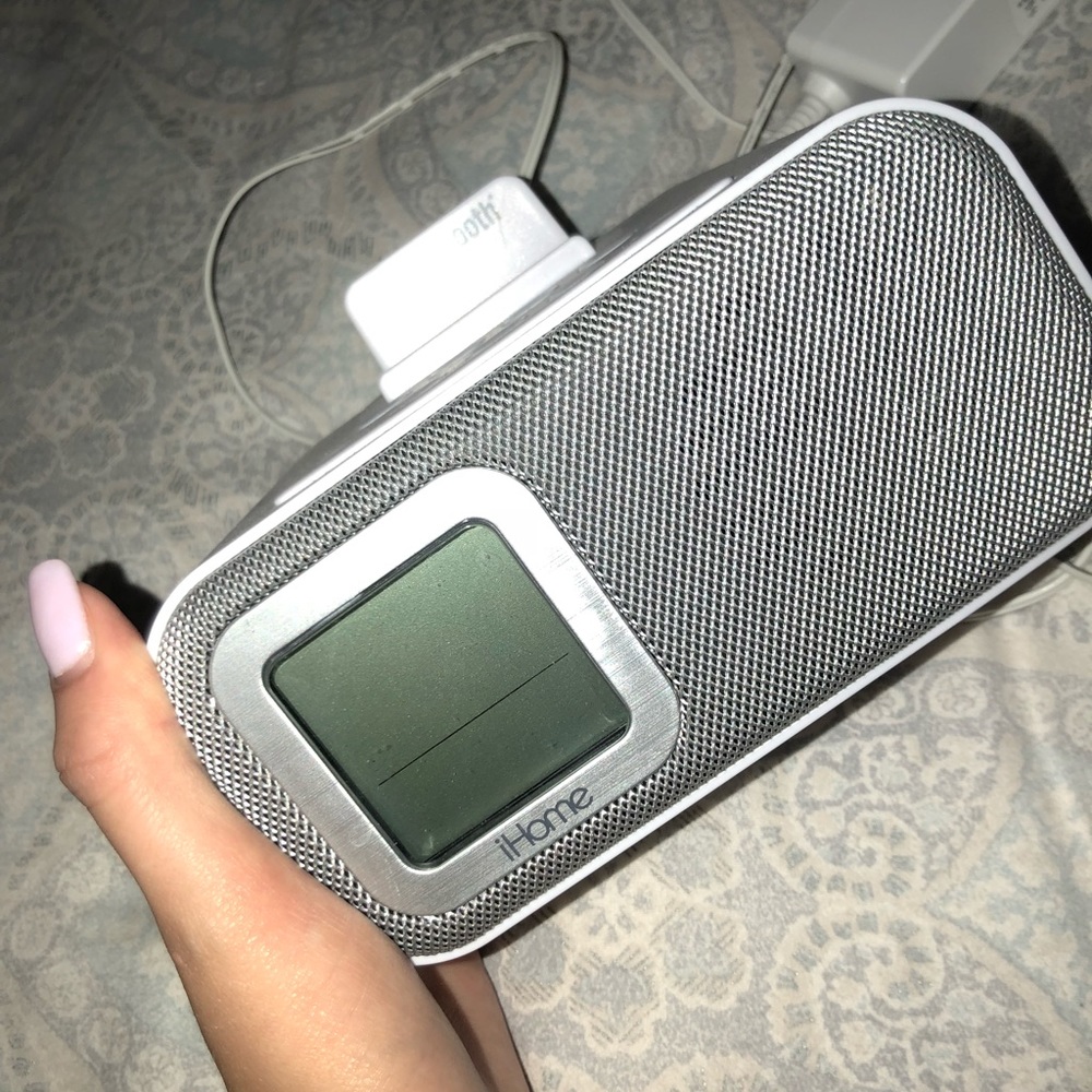 Bluetooth iHome speaker and alarm clock